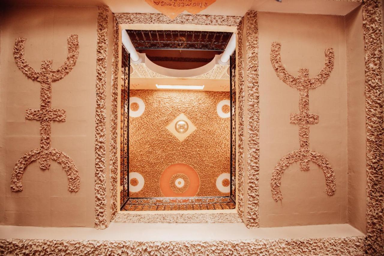 Traditional Riad Merzouga Dunes 외부 사진