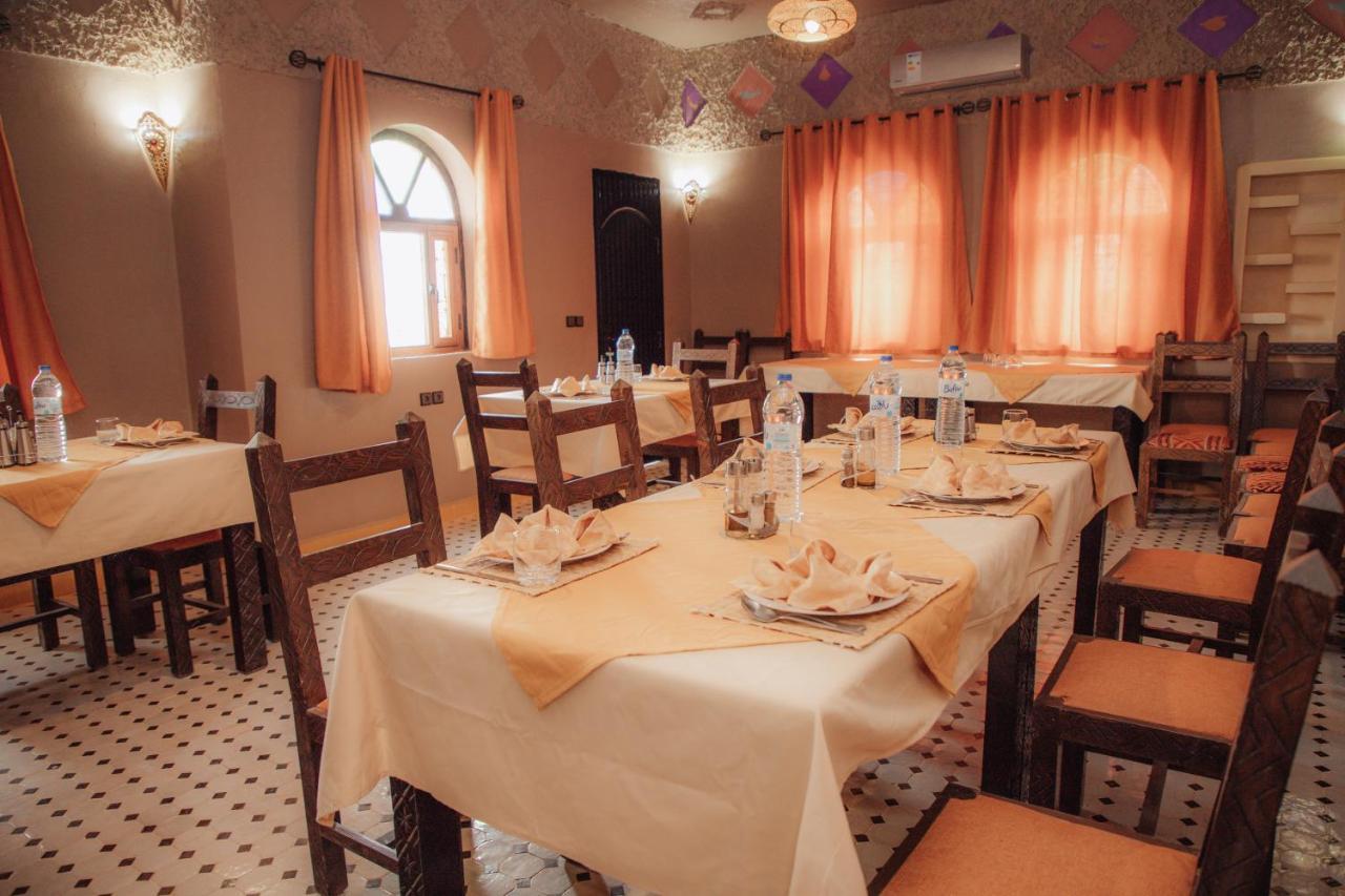 Traditional Riad Merzouga Dunes 외부 사진