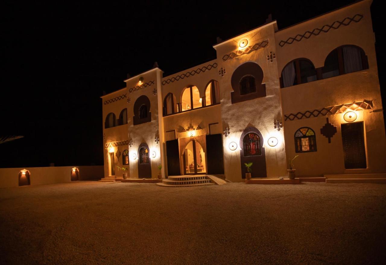 Traditional Riad Merzouga Dunes 외부 사진